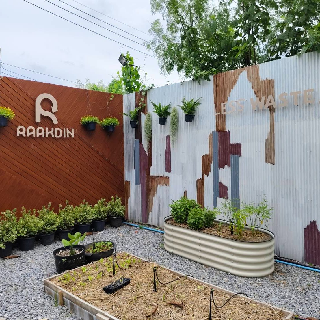 raakdin studio หน้าร้าน -2